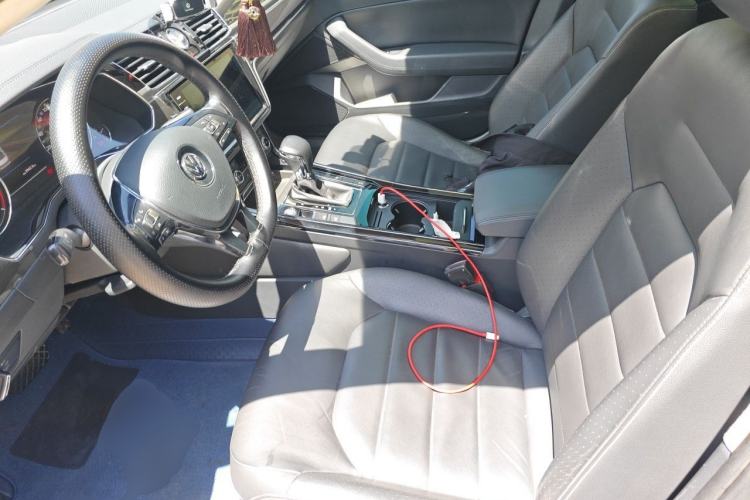 Used Volkswagen Phideon 2019 380TSI Two-Wheel Drive Business Edition China VI Standard Left Front Seat