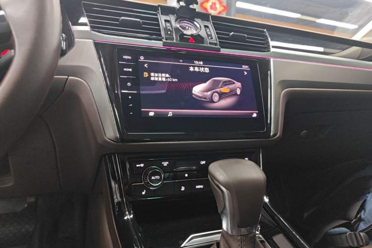 Used Volkswagen Phideon 2021 380TSI Luxury Edition Audio And AC Panel