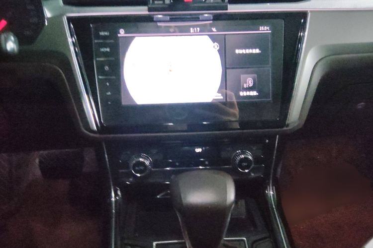 Used Volkswagen Phideon 2021 380TSI Luxury Edition Audio And AC Panel