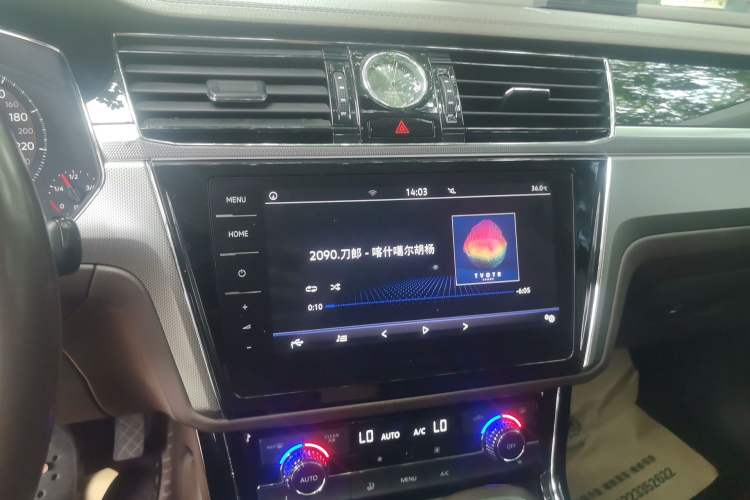 Used Volkswagen Phideon 2021 380TSI Luxury Edition Audio And AC Panel
