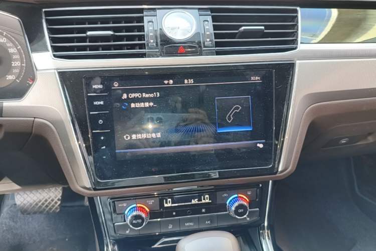 Used Volkswagen Phideon 2021 380TSI Luxury Edition Audio And AC Panel