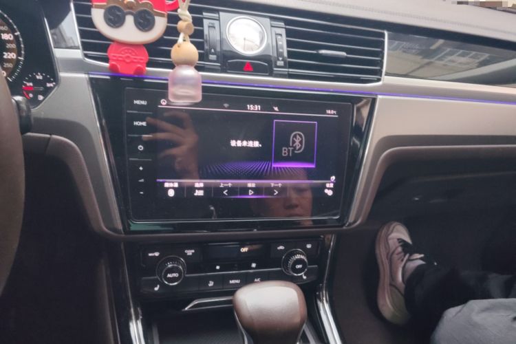 Used Volkswagen Phideon 2021 380TSI Luxury Edition Audio And AC Panel