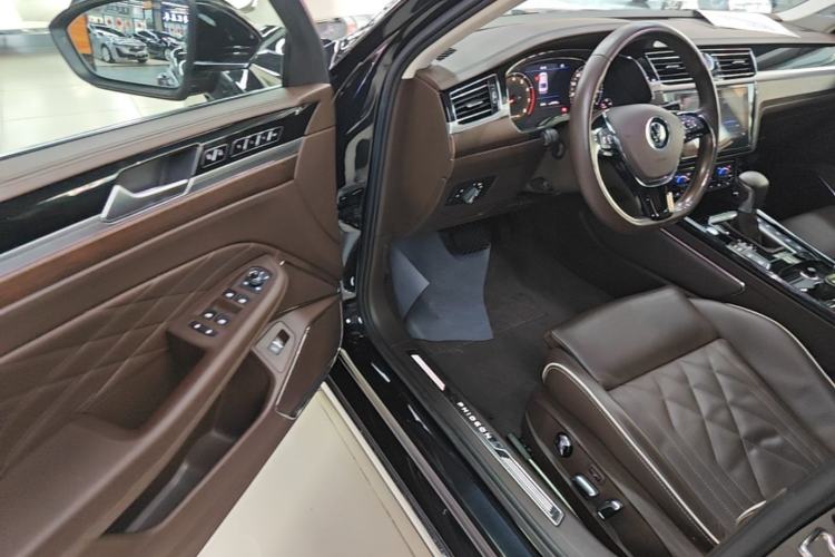 Used Volkswagen Phideon 2021 380TSI Prestige Edition Driver Seat