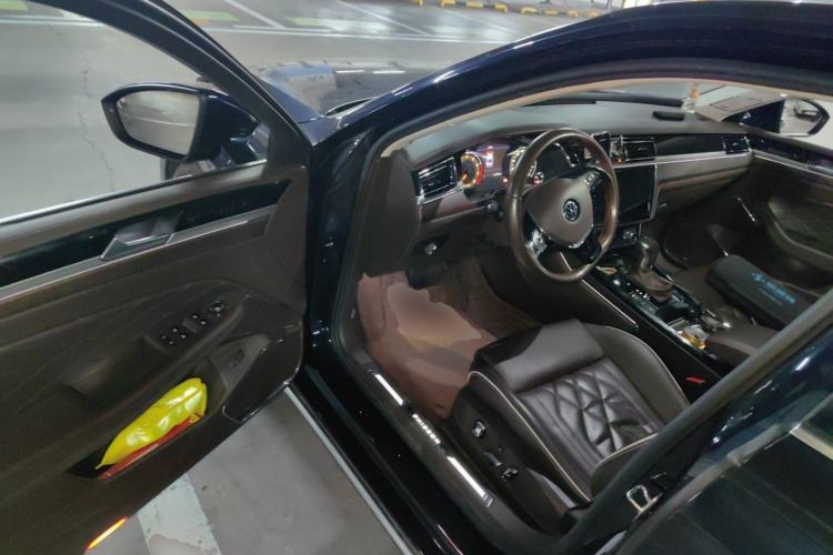 Used Volkswagen Phideon 2021 380TSI Prestige Edition Driver Seat