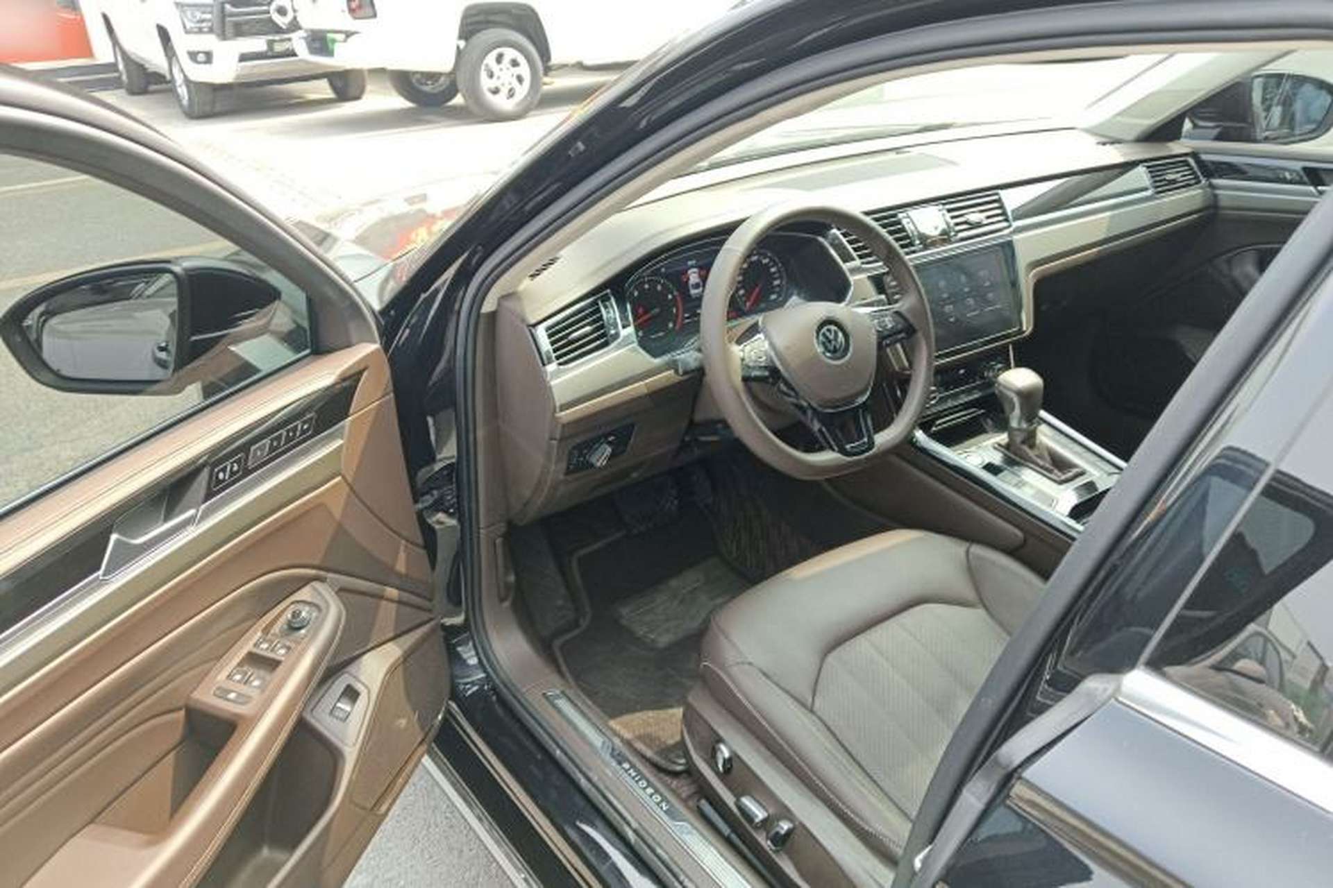 Used Volkswagen Phideon 2021 380TSI Luxury Edition Driver Seat