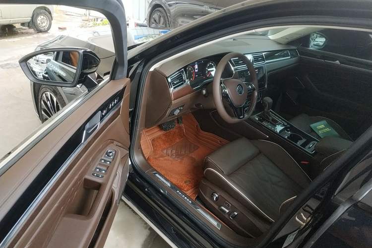Used Volkswagen Phideon 2021 380TSI Flagship Edition Driver Seat