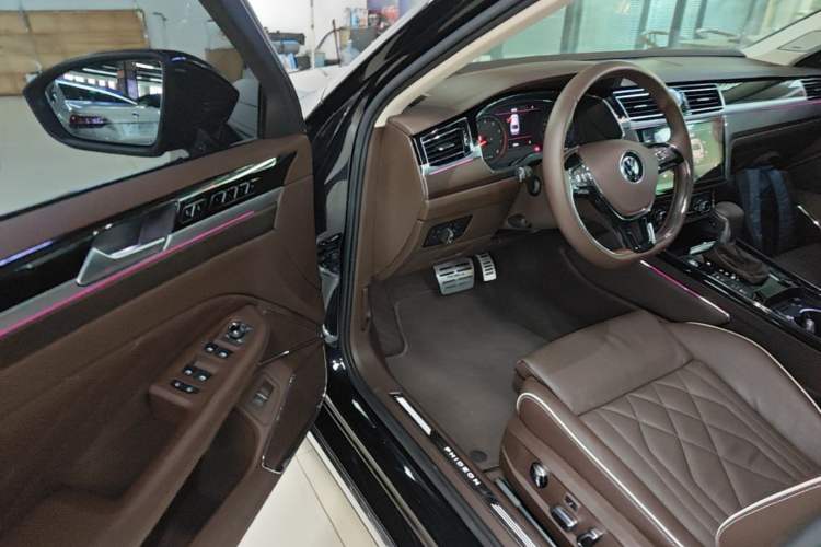 Used Volkswagen Phideon 2021 380TSI Prestige Edition Driver Seat