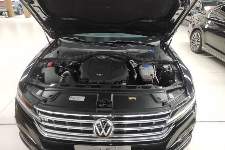 Used Volkswagen Phideon 2021 380TSI Prestige Edition Engine Bay