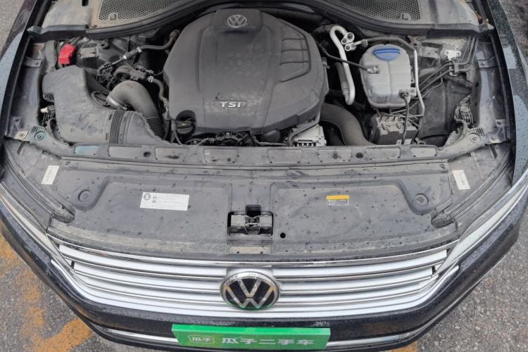 Used Volkswagen Phideon 2021 380TSI Luxury Edition Engine Bay