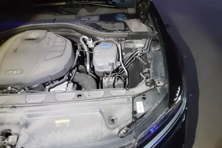 Used Volkswagen Phideon 2021 380TSI Prestige Edition Engine Bay Left