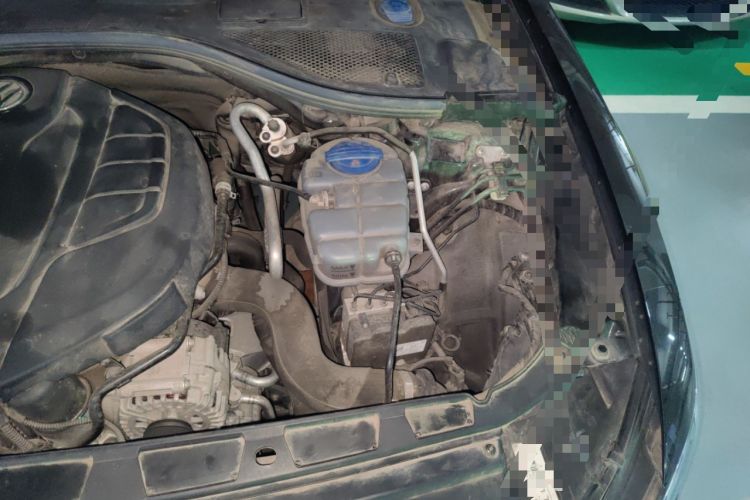 Used Volkswagen Phideon 2021 380TSI Luxury Edition Engine Bay Left