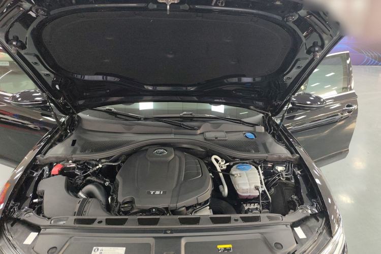 Used Volkswagen Phideon 2021 380TSI Luxury Edition Engine Bay