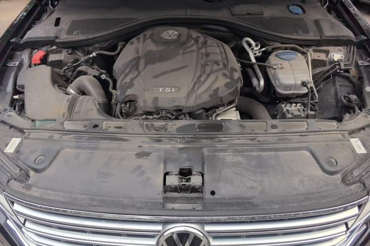 Used Volkswagen Phideon 2021 380TSI Luxury Edition Engine Bay