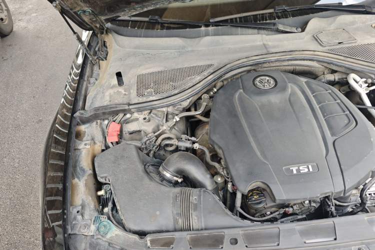 Used Volkswagen Phideon 2021 380TSI Luxury Edition Engine Bay Right