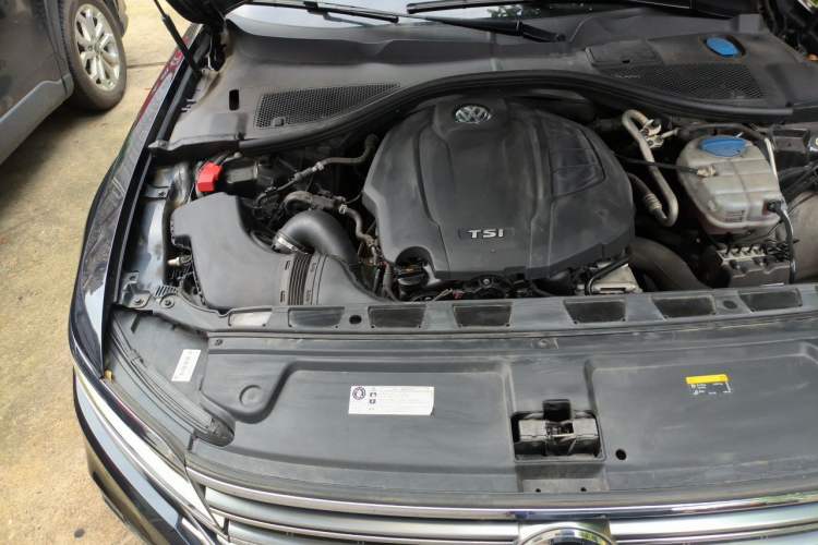 Used Volkswagen Phideon 2021 380TSI Prestige Edition Engine Bay Right