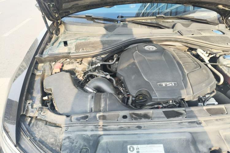 Used Volkswagen Phideon 2021 380TSI Luxury Edition Engine Bay Right