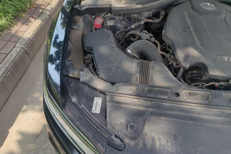 Used Volkswagen Phideon 2021 380TSI Luxury Edition Engine Bay Right