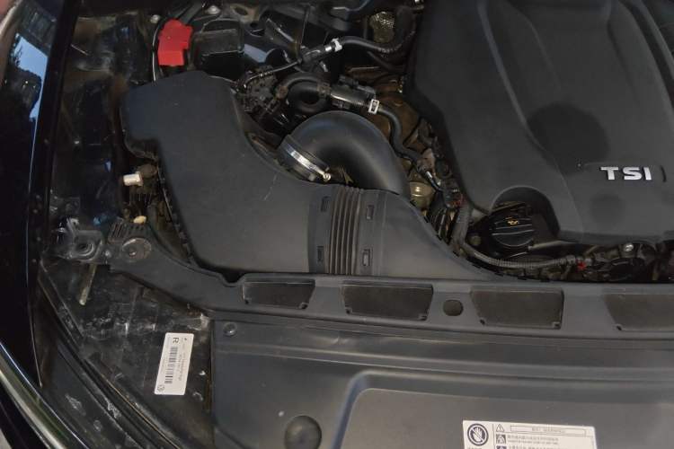 Used Volkswagen Phideon 2021 380TSI Luxury Edition Engine Bay Right