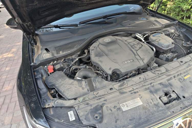 Used Volkswagen Phideon 2021 380TSI Luxury Edition Engine Bay Right