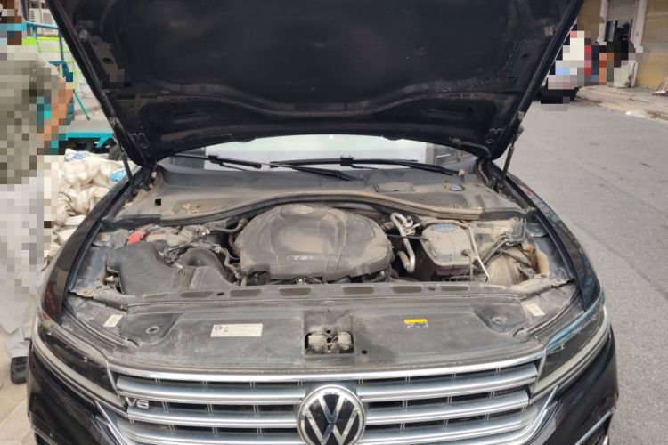 Used Volkswagen Phideon 2021 380TSI Luxury Edition Engine Bay