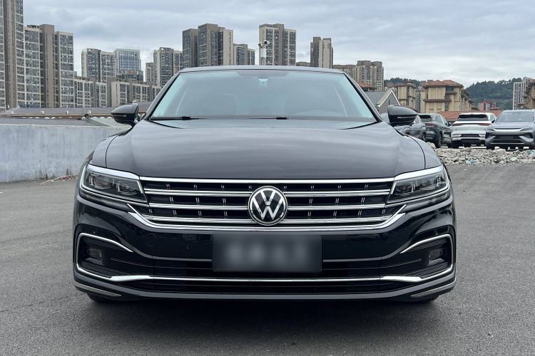Used Volkswagen Phideon 2021 380TSI Luxury Edition Exterior 1