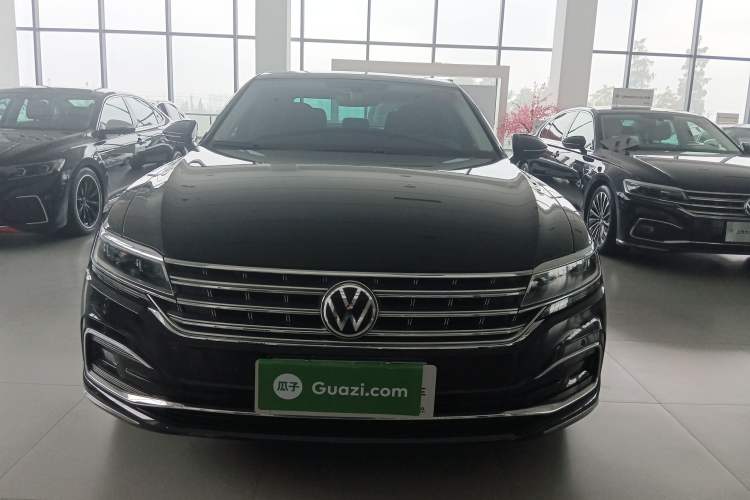 Used Volkswagen Phideon 2021 380TSI Luxury Edition Exterior 1