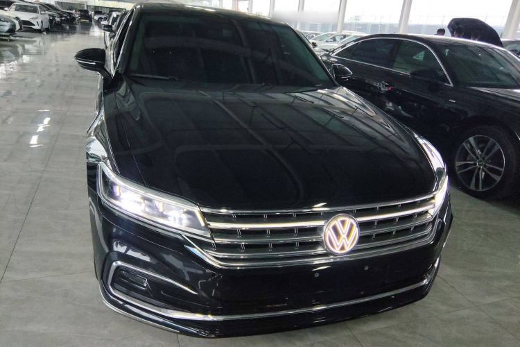 Used Volkswagen Phideon 2021 380TSI Luxury Edition Exterior 1