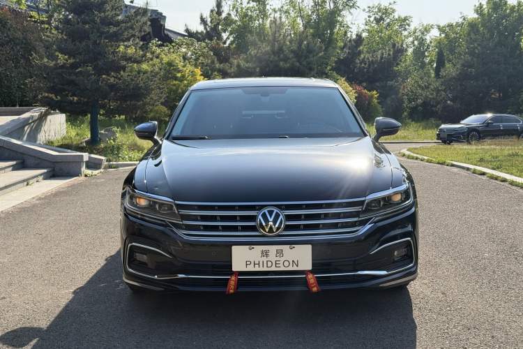 Used Volkswagen Phideon 2021 380TSI Prestige Edition Exterior 1