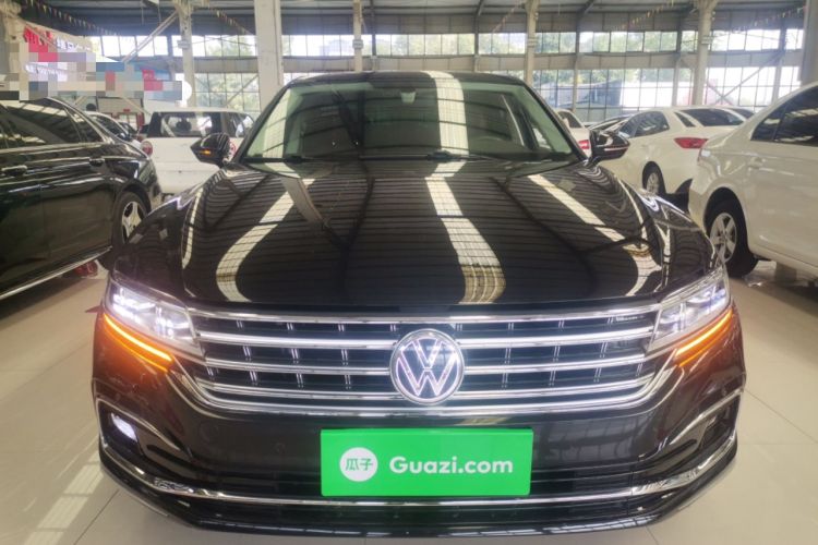 Used Volkswagen Phideon 2021 380TSI Luxury Edition Exterior 1