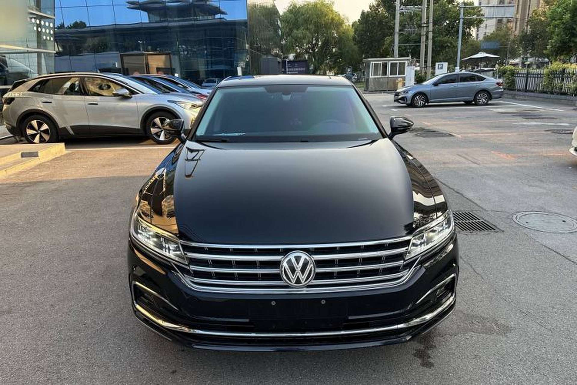 Used Volkswagen Phideon 2021 380TSI Luxury Edition Exterior 1
