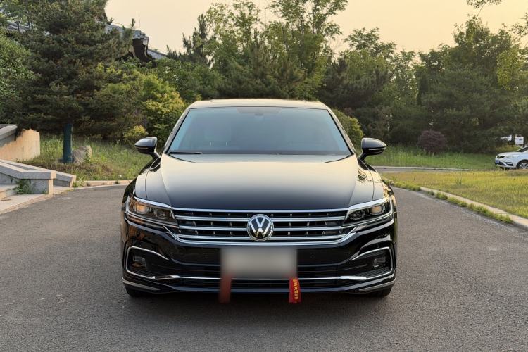 Used Volkswagen Phideon 2021 380TSI Prestige Edition Exterior 1