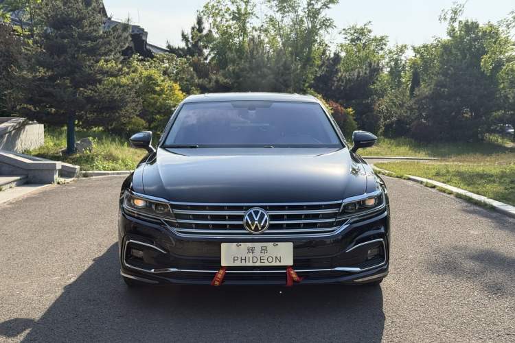 Used Volkswagen Phideon 2021 380TSI Prestige Edition Exterior 1