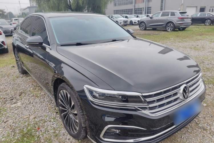 Used Volkswagen Phideon 2021 380TSI Prestige Edition Exterior 2