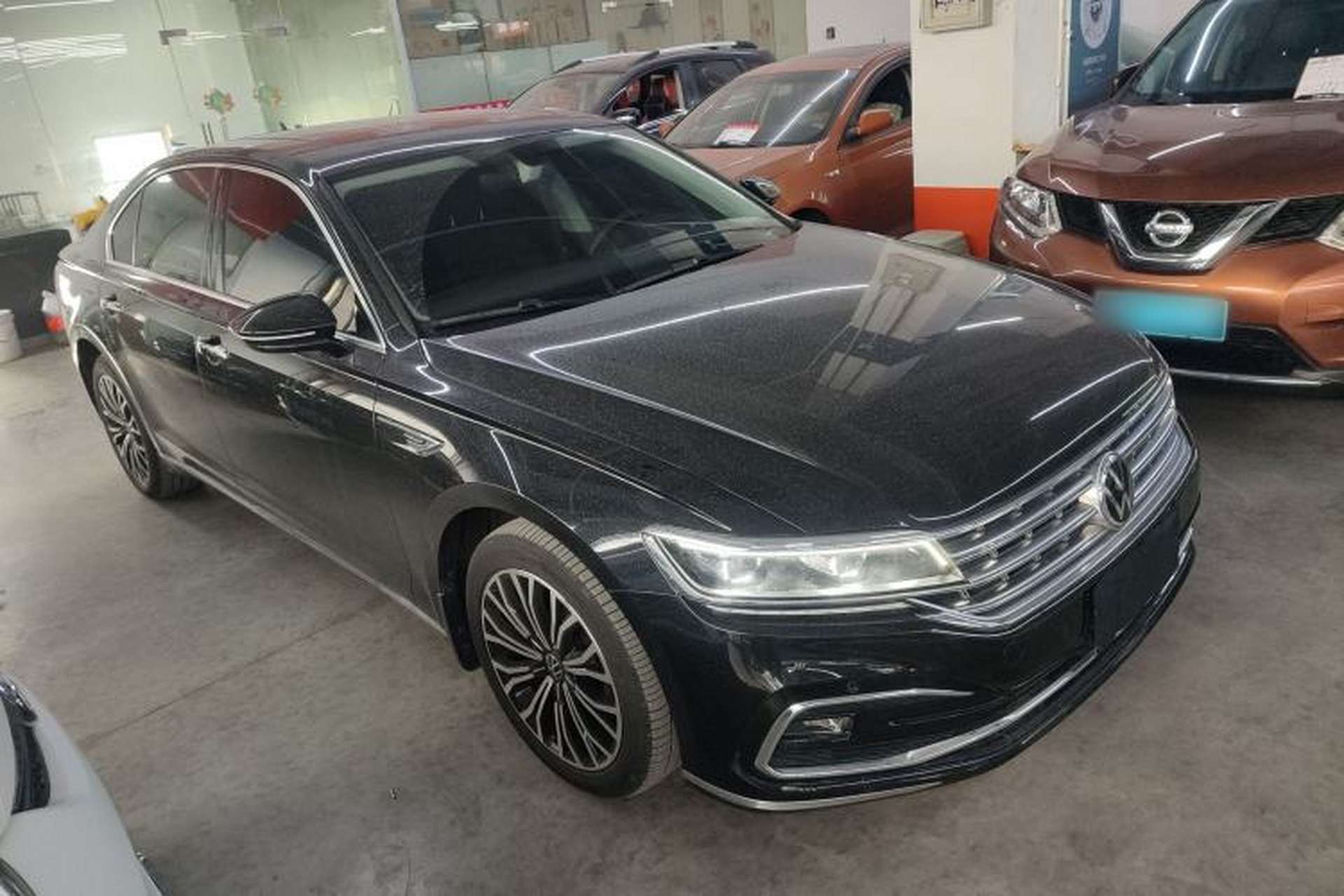 Used Volkswagen Phideon 2021 380TSI Luxury Edition Exterior 2