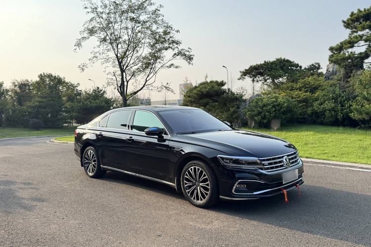 Used Volkswagen Phideon 2021 380TSI Luxury Edition Exterior 2