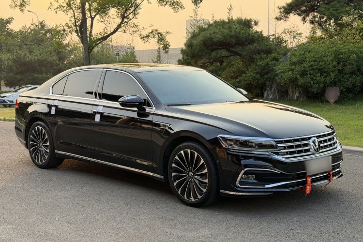 Used Volkswagen Phideon 2021 380TSI Prestige Edition Exterior 2