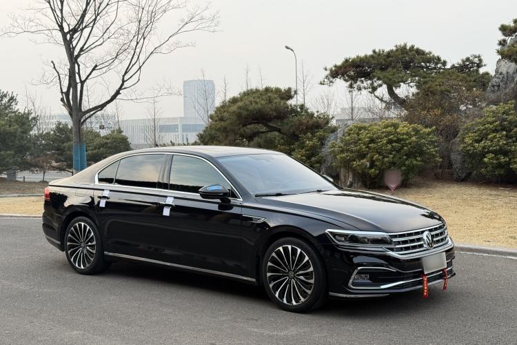 Used Volkswagen Phideon 2021 380TSI Prestige Edition Exterior 2