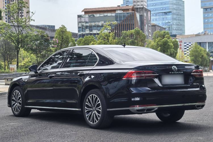 Used Volkswagen Phideon 2021 380TSI Luxury Edition Exterior 3
