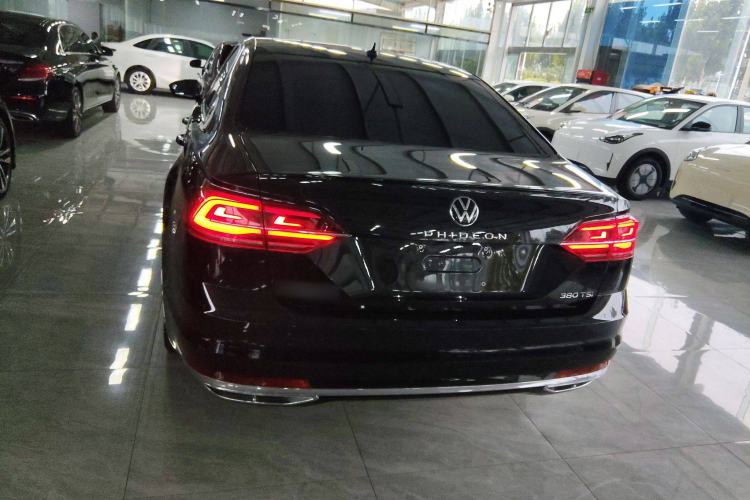 Used Volkswagen Phideon 2021 380TSI Luxury Edition Exterior 4