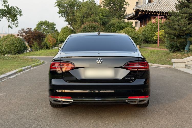 Used Volkswagen Phideon 2021 380TSI Prestige Edition Exterior 4
