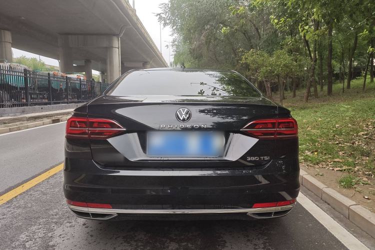Used Volkswagen Phideon 2021 380TSI Luxury Edition Exterior 4