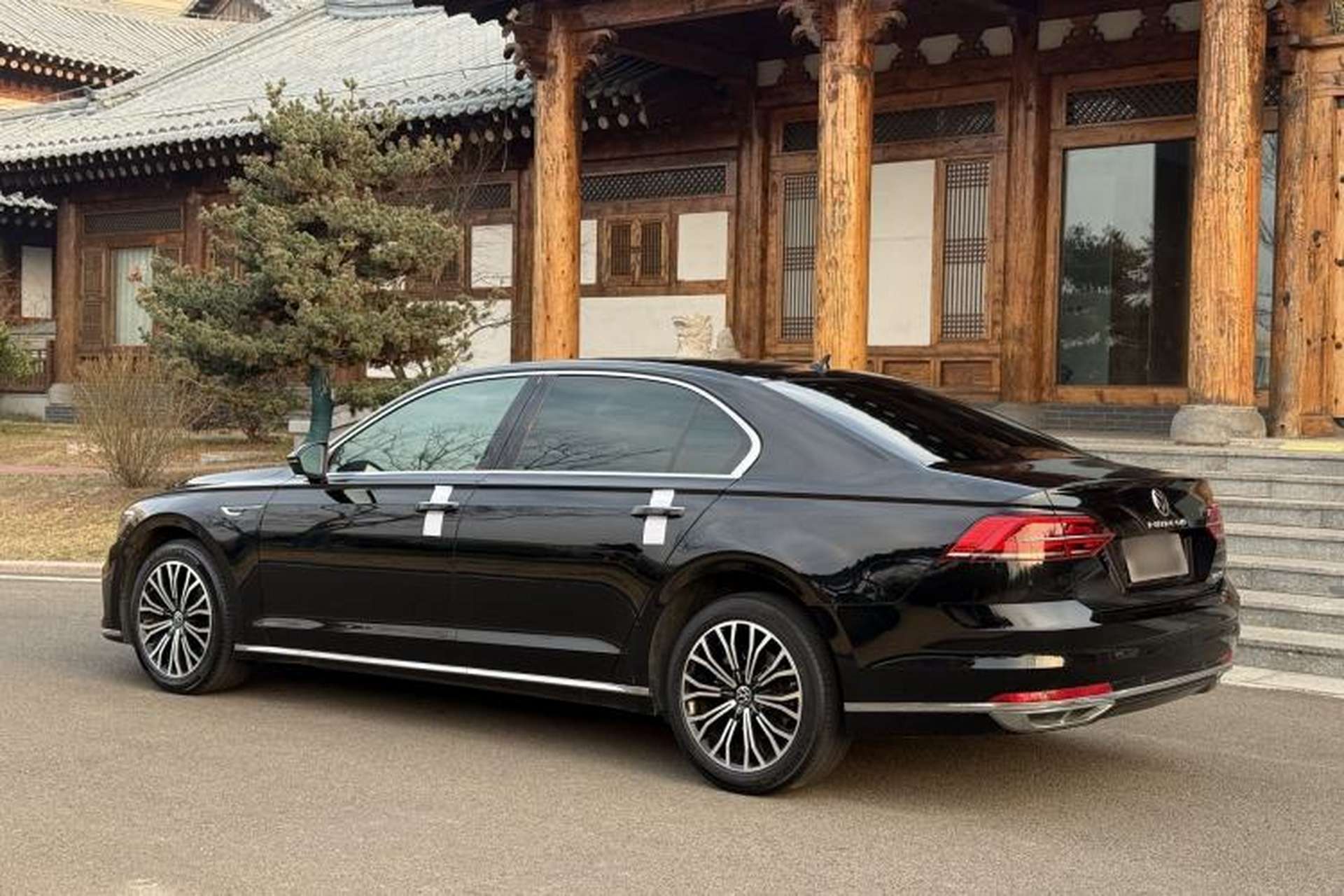 Used Volkswagen Phideon 2021 380TSI Luxury Edition Exterior 5