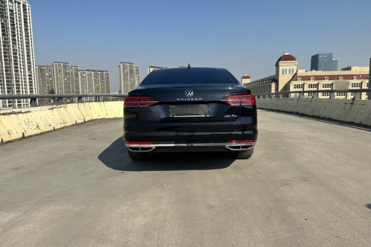 Used Volkswagen Phideon 2021 380TSI Luxury Edition Exterior 5
