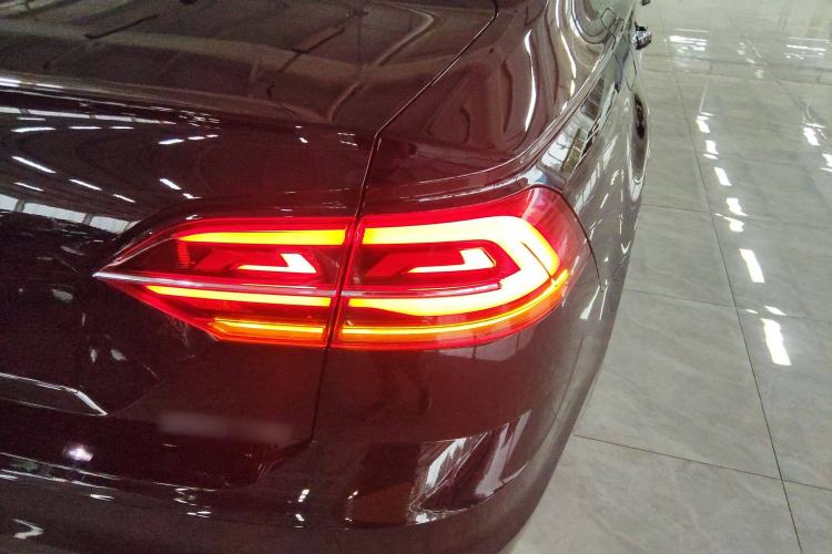 Used Volkswagen Phideon 2021 380TSI Luxury Edition Exterior 6