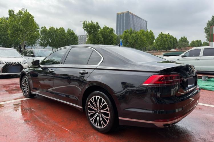 Used Volkswagen Phideon 2021 380TSI Luxury Edition Exterior 7