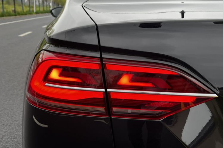 Used Volkswagen Phideon 2021 380TSI Prestige Edition Exterior 7