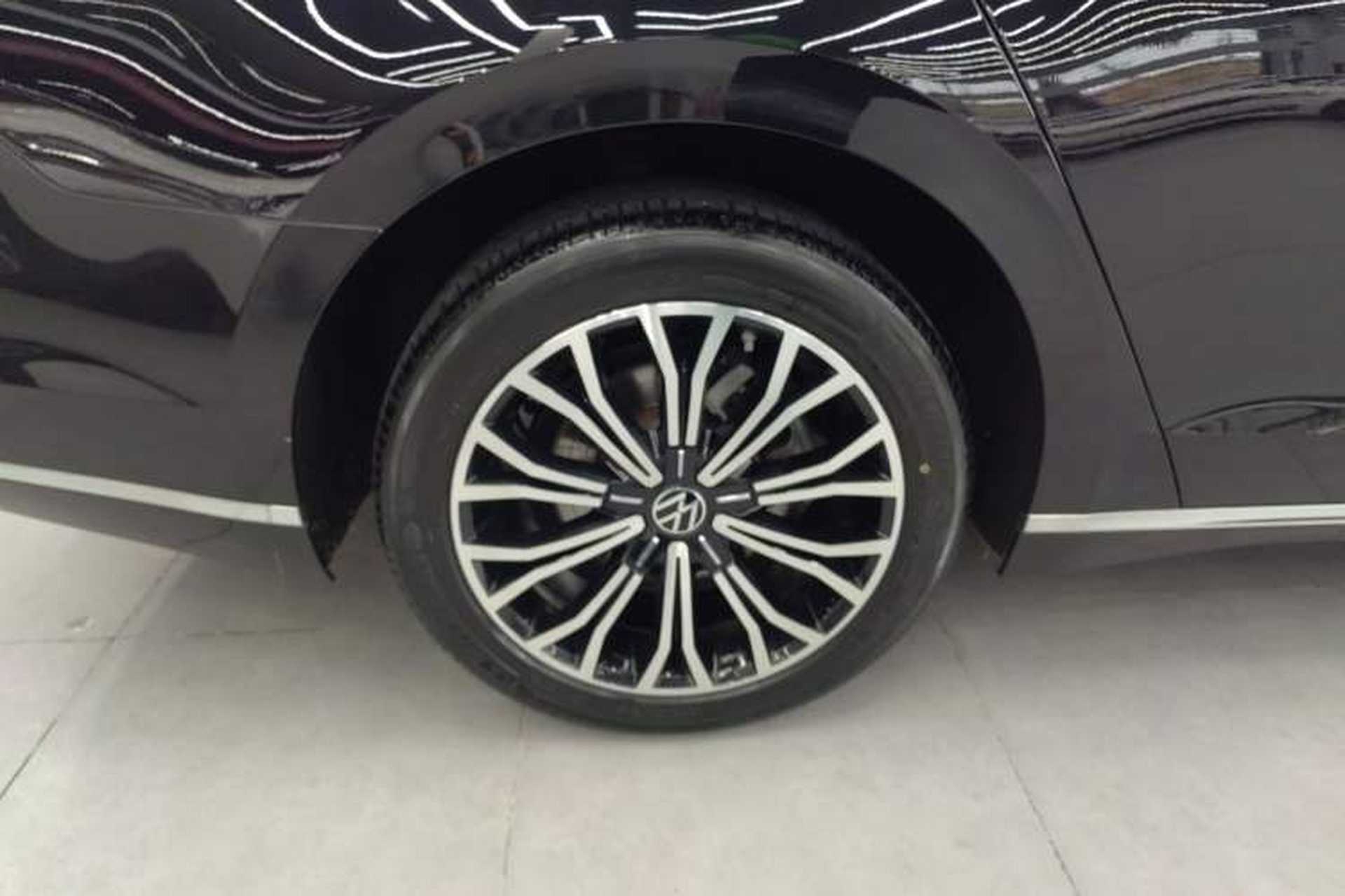 Used Volkswagen Phideon 2021 380TSI Luxury Edition Exterior 8