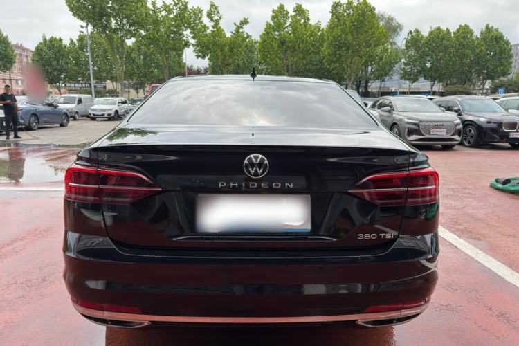 Used Volkswagen Phideon 2021 380TSI Luxury Edition Exterior 9