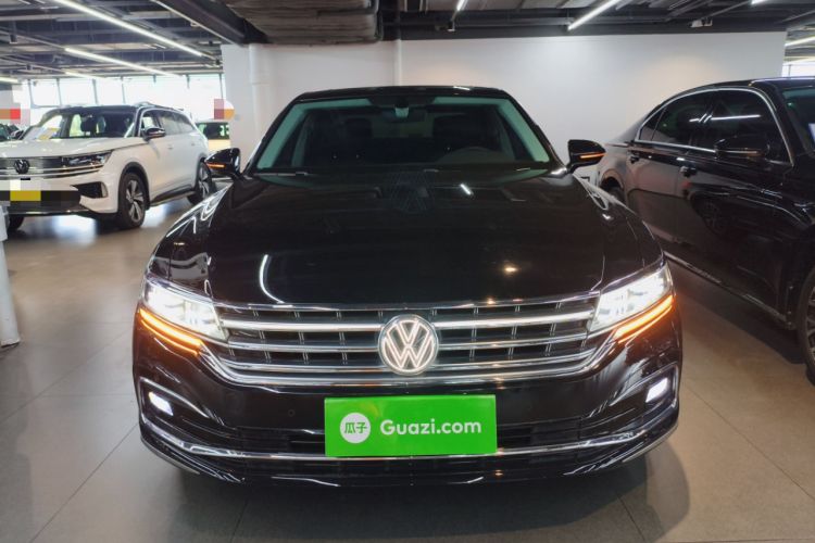 Used Volkswagen Phideon 2021 380TSI Luxury Edition Front