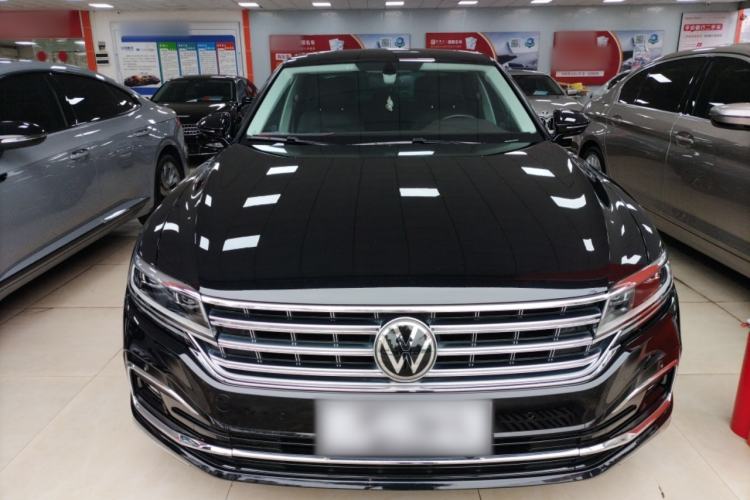 Used Volkswagen Phideon 2021 380TSI Luxury Edition Front